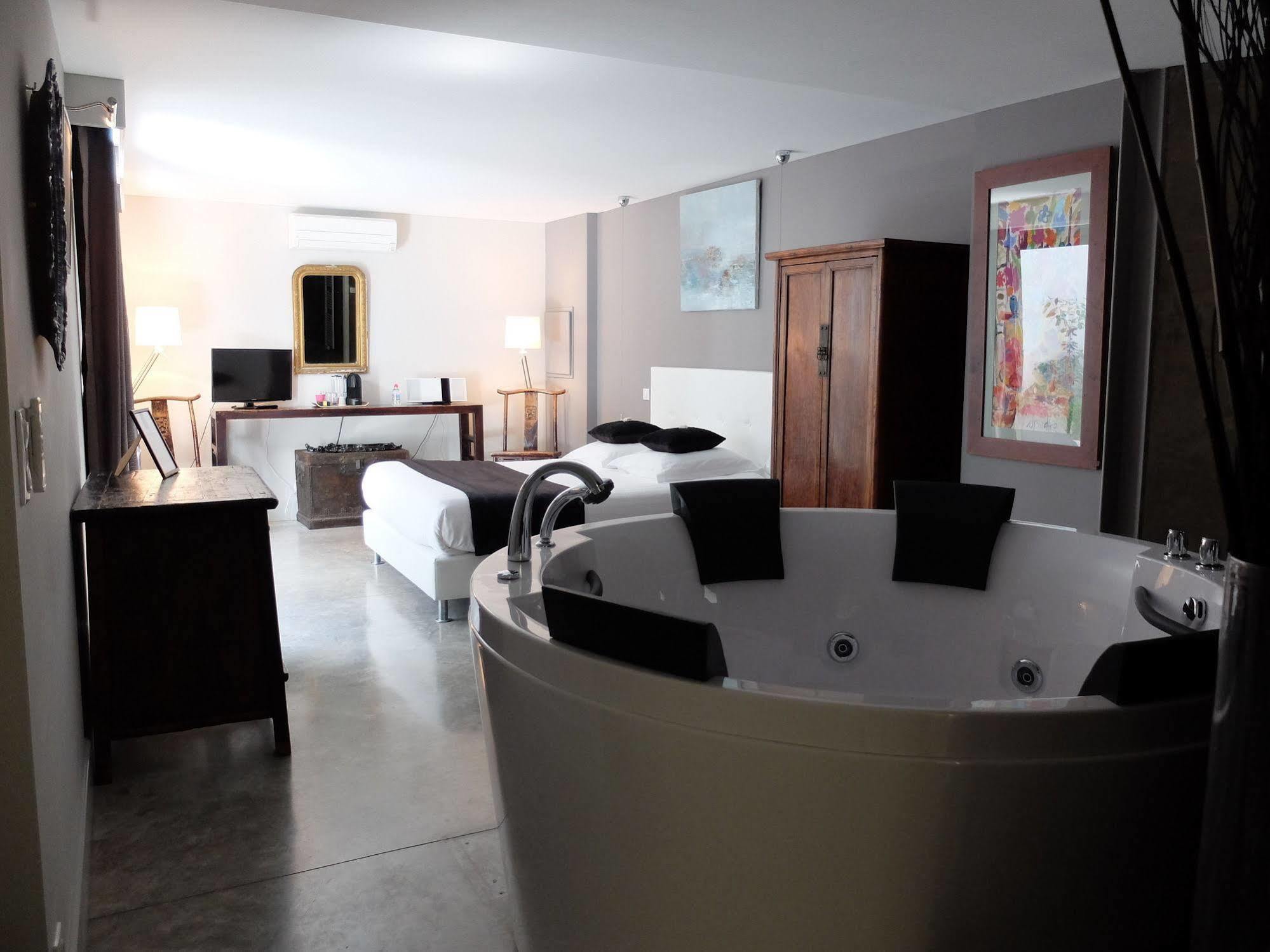 Be Loft B&B Pool & Spa Avinhão Exterior foto